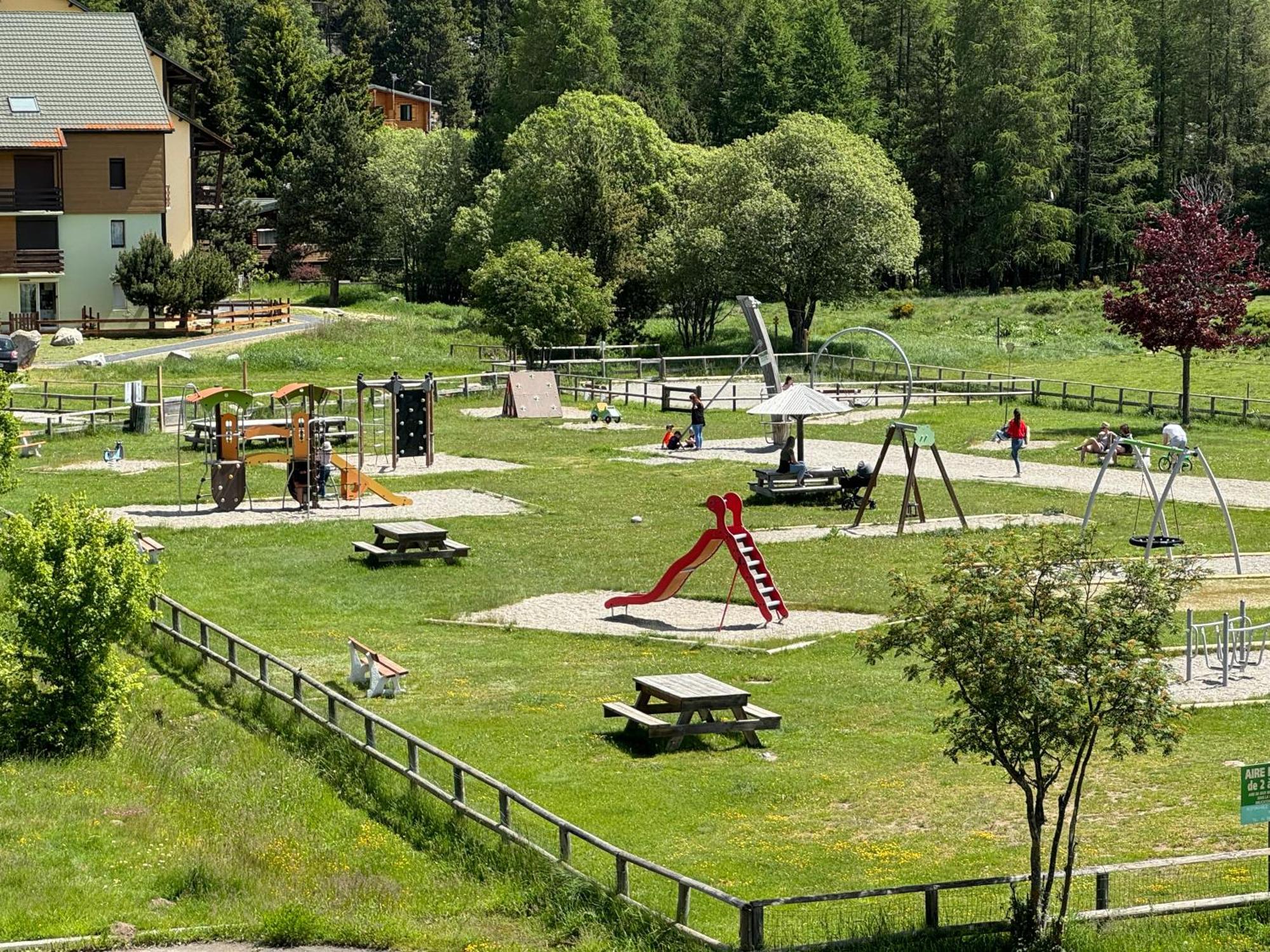 Chalet Caprices Des Cimes Bolquere Bagian luar foto
